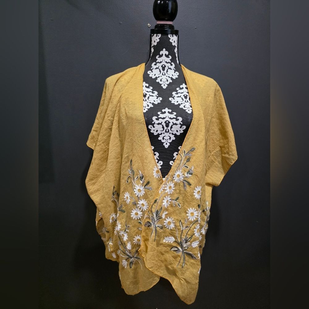 Daisy Embroidered Kimono Short RAJ ANNA OS Open Front Mustard